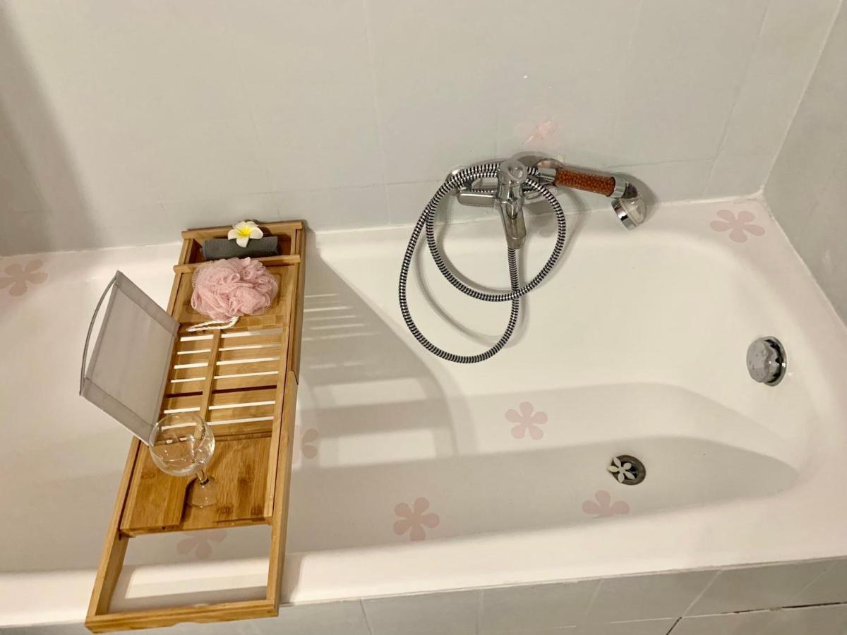 Luxurious Studio In Cannes 450M From Sea With Terrace And Air Conditioning And Private Parking Екстер'єр фото